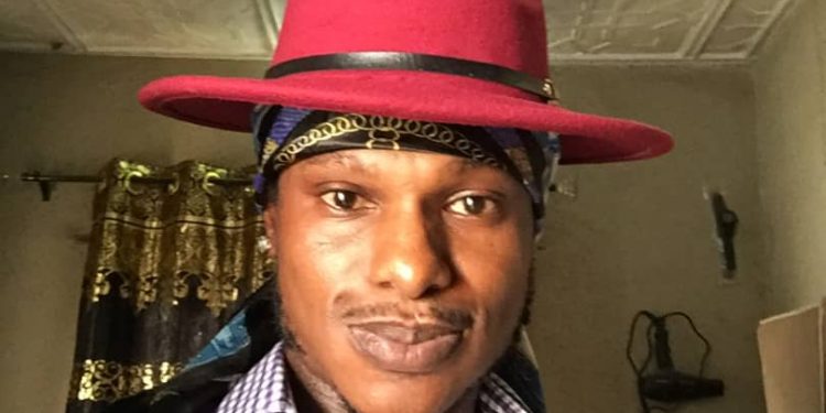 Eye me Lyrics by wolentyno dd