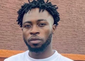 Showcase by Youngest x Frisky