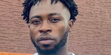 Showcase by Youngest x Frisky